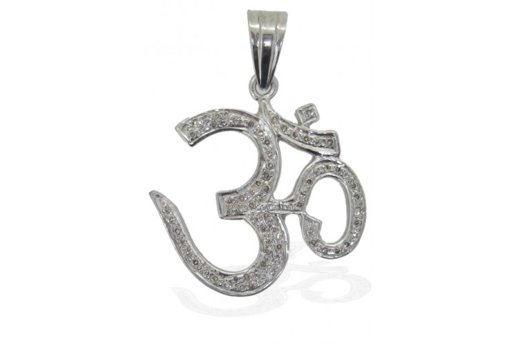 Om Pendant in Silver with Diamond